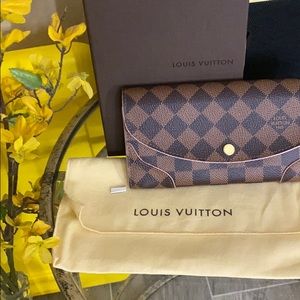 Louis Vuitton Caissa wallet